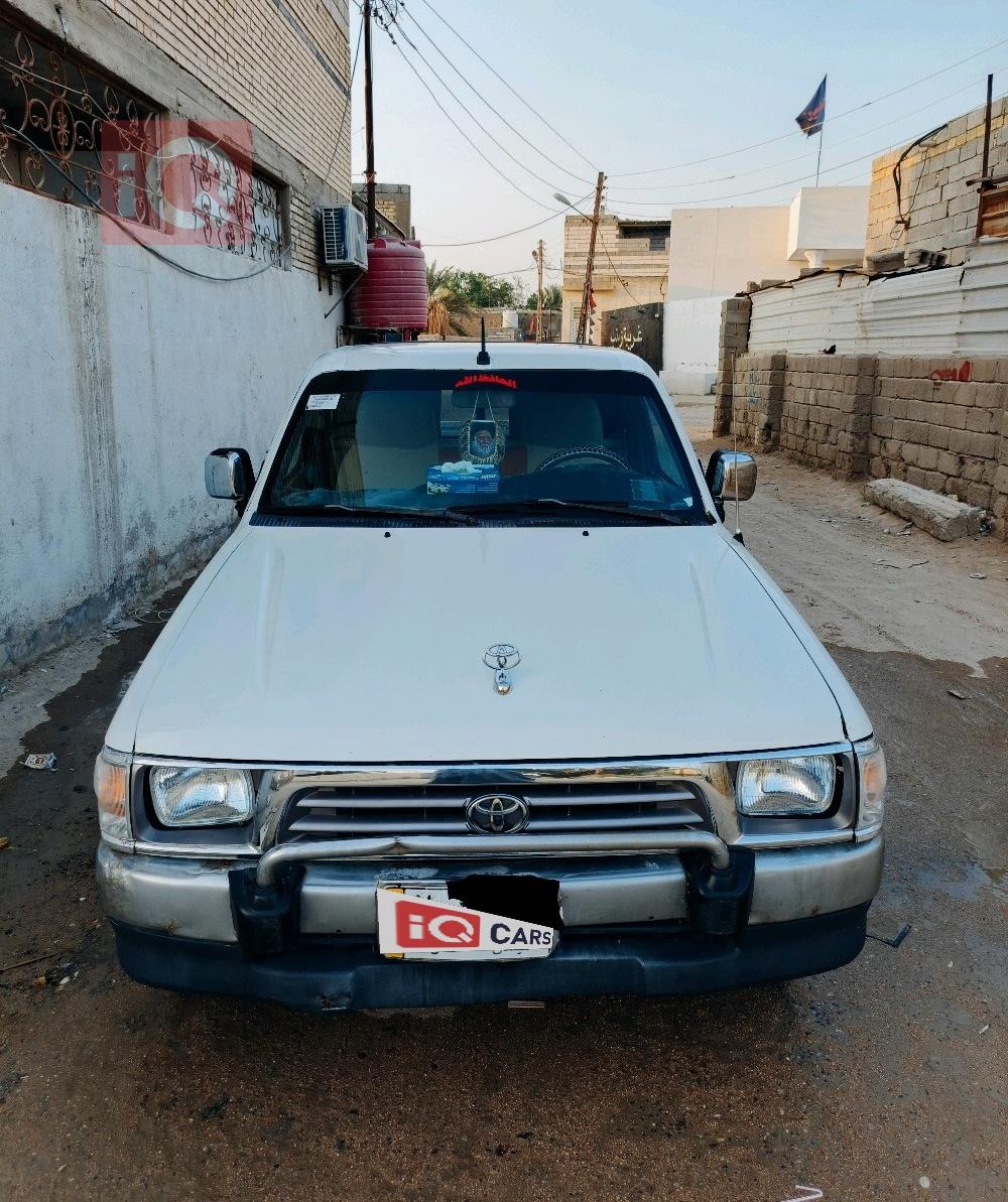 تويوتا هايلوكس